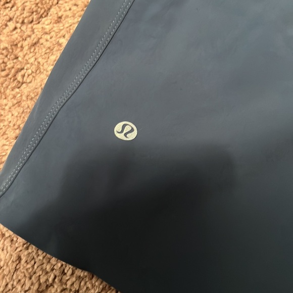 Men’s Lululemon Shorts - Picture 5 of 6